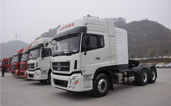 Chemiczne ciężarówki Cng o dużej ładowności RHD Type Cargo Delivery Truck