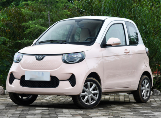 Samochód elektryczny XH EV Szybki mini samochód elektryczny z długim zasięgiem 200KM