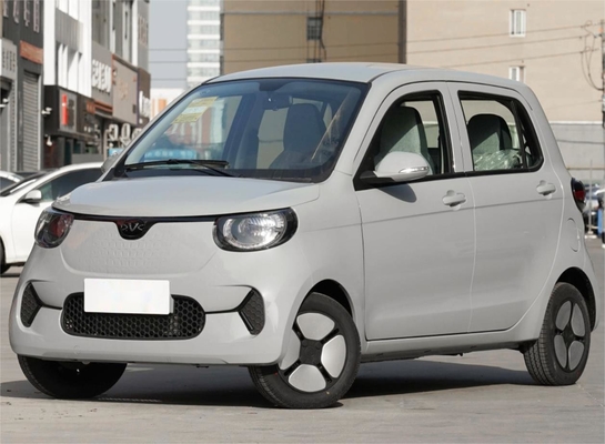 LHD Steering EV Electric Car 4-osobowy z długim zasięgiem 205 km