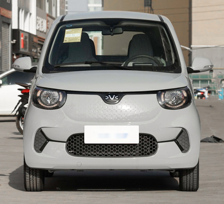 LHD Steering EV Electric Car 4-osobowy z długim zasięgiem 205 km