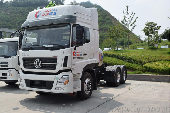 Chemiczne ciężarówki Cng o dużej ładowności RHD Type Cargo Delivery Truck