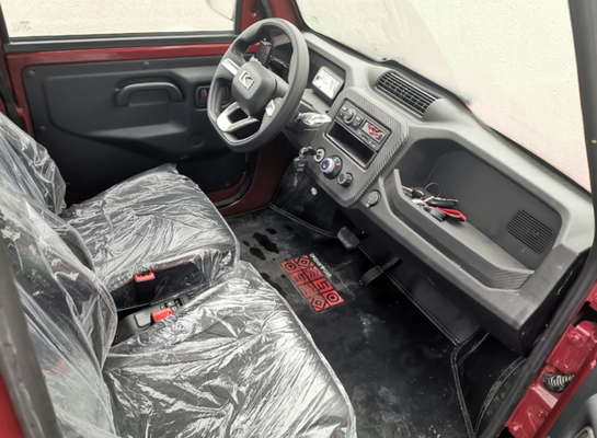 120KM Driving Range Elektryczne lekkie ciężarówki z 4 miejscami 2 rzędy kabiny